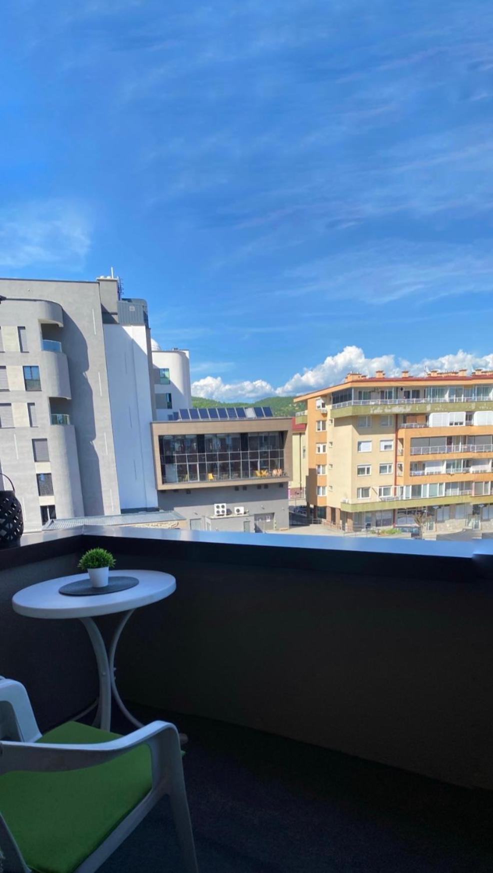 Capital Apartment *